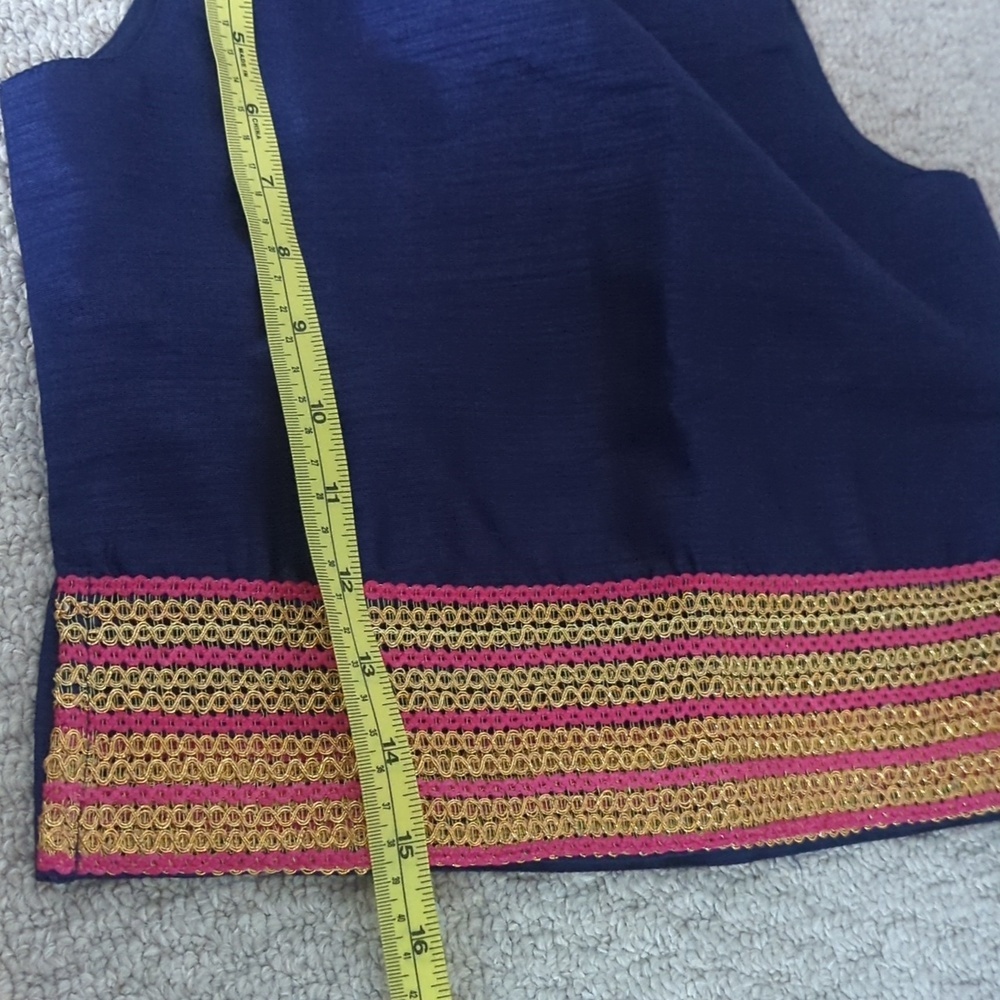 Girls Navy and Pink Indian Party Lehenga Set with Gold Accents Size 7 New - Picture 3 of 5